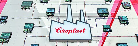 [Translate to Deutsch:] Trade fair installation for digitization at the Coroplast Group