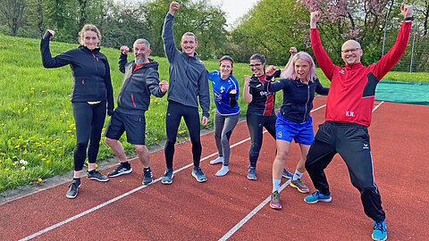 Teilnehmer des ersten Lauftrainings der Coroplast Group