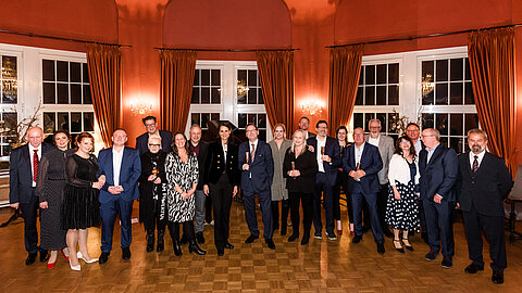 Gruppenbild aller Teilnehmenden der Jubilarfeier 2025