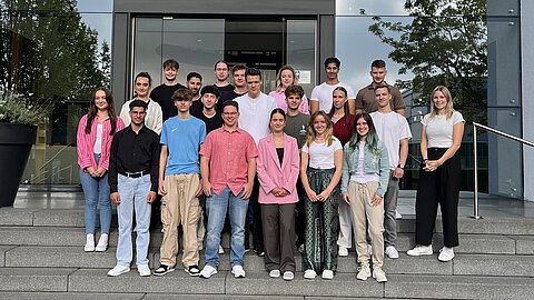 We are pleased to introduce our 20 new apprentices and dual students, as well as their apprenticeship manager.