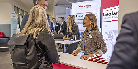 Conversations at the Coroplast Group booth